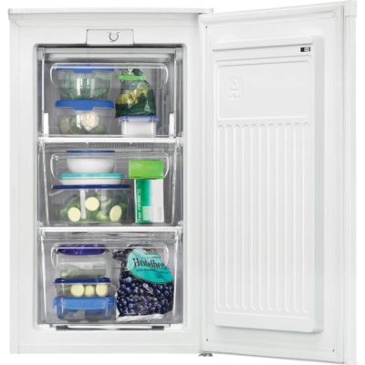 Zanussi ZFG06400WA Under Counter Freezer in White Zanussi ZFG06400WA Under Counter Freezer in White